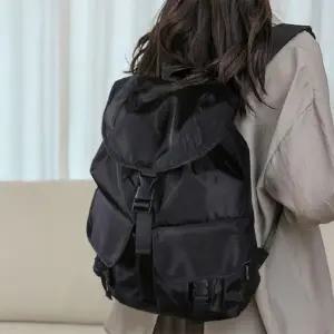 [다잇템] 여성 백팩 사이드지퍼 클래식 버클 멀티포켓 대학생용