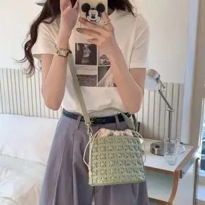 [아도라하우스]어반백 여성크로스백 토트크로스URB_W662