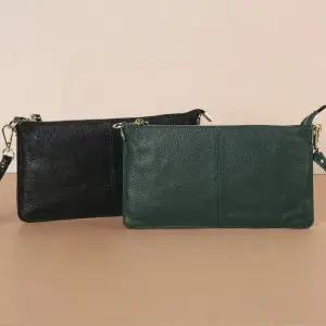 [아도라하우스]어반백 여성크로스백 가죽크로스백(중)URB_W750