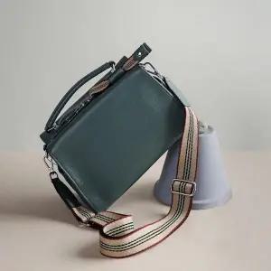 [아도라하우스]어반백 여성크로스백 가죽크로스백URB_W785