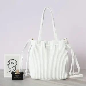 [아도라하우스]어반백 여성토트백 조리 토트크로스URB_W966