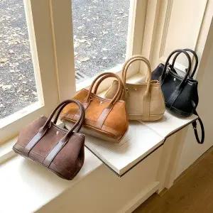 [아도라하우스]어반백 여성크로스백 여성 스웨이드 미니 토트 크로스백URB_W497