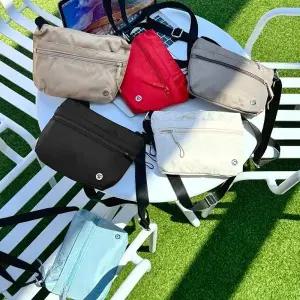 [아도라하우스]어반백 캐주얼크로스백 캐주얼 데일리 심플 미니 크로스백URB_W1235