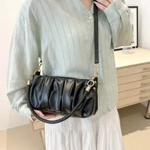 [아도라하우스]어반백 여성숄더/쇼퍼백 여성 레더 주름 숄더 크로스백URB_W271