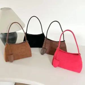 [아도라하우스]어반백 여성숄더/쇼퍼백 여성 스웨이드 숄더 크로스백URB_W273