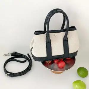 [아도라하우스]어반백 여성크로스백 여성 미니 레더 토트 크로스백URB_W524