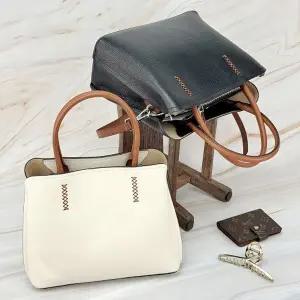 [아도라하우스]어반백 여성크로스백 여성 가죽 스티치 토트 크로스백URB_W533