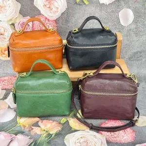 [아도라하우스]어반백 여성크로스백 여성 가죽 사각 미니 토트 크로스백URB_W519