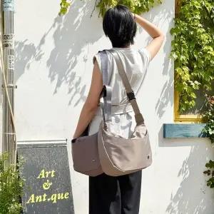 [아도라하우스]어반백 캐주얼크로스백 캐주얼 데일리 빅 반달 크로스백URB_W1254