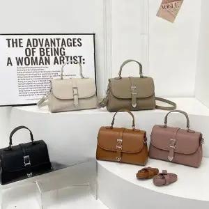 [아도라하우스]어반백 여성크로스백 벨트장식 레더 토트 크로스백URB_W577