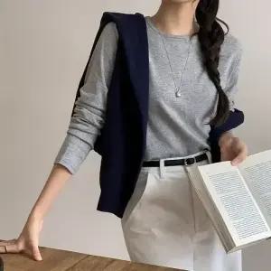 [코코블랑] 촉촉 라운드 베이직 티셔츠