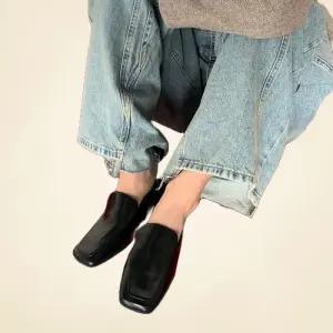 메티에 me2401 square stich mono loafer 스퀘어 스티치 모노 로퍼 - black