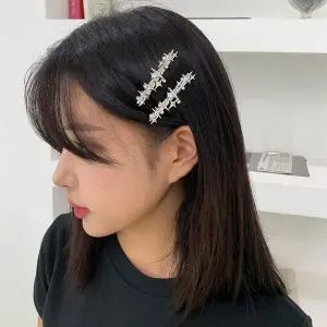 [콩심팥심]리트샤인헤어핀 포인트 실버 액세서리 여성 머리핀 유 천지애