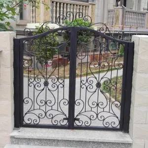 단독 주택 대문 출입문