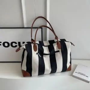 [콩심팥심]대형 캔버스백 여행용 여행가방 별별창고 캐리어