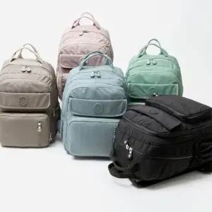 소프트한 느낌 파스텔 컬러 생활방수 다용도 외출용 직장인 대학생 캐주얼 데일리 백팩 패션