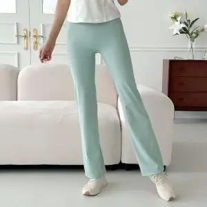 [아우트]따뜻한레깅스 여성 심플 부츠컷 레깅스