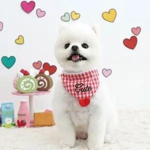 고품질 큐티 레드 하트 체크 강아지 턱받이 케이프 X2개 (WE51CCE)