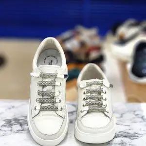 [허시파피]여성 큐빅 장식 키높이 밴드 스니커즈  6CM