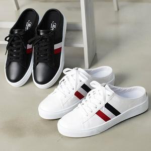 국내제조 남여공용 블로퍼 슬리퍼형 운동화 커플룩