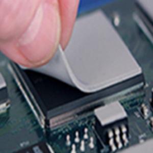 컴퓨터칩셋 열방출 써멀패드 열전도용 잘라붙이는 방열패드