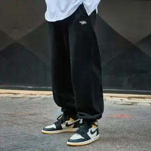 플루크 슬램로고 에센셜 조거 팬츠 FTP502-Z