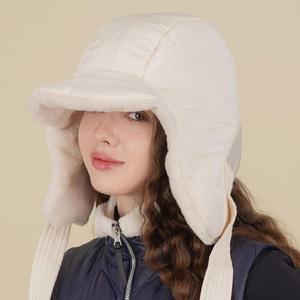 [JHQSLU5K_53DC]귀달이 심플모자 패딩 끈 골프방한모자