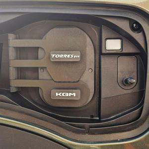 KGM 전기차 충전구 커버 무쏘 EV 토레스 EVX 용 캡