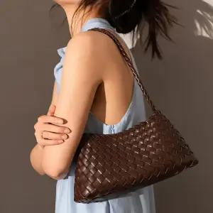 하즈블루 Hazblue 올핸드메이드 드래곤 숄더백 15Color