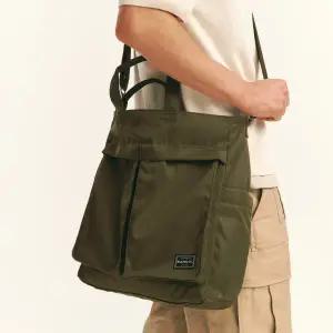 [롯데백화점]캉골 데이 레트로코어 헬멧백 3984 카키 (KREBTB39840)