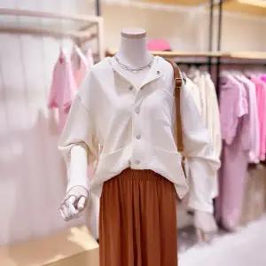 [대구백화점] [시에로]뒤사선 TUCK 디테일 라운드 자켓(DBSH2JPF277)