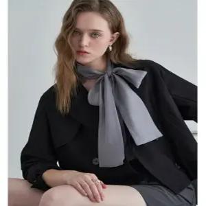 [르니앤맥코이] 플랩 밴딩 숏 트렌치 자켓 ML10BY001HJY