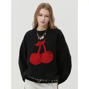 [키르시](대구신세계)락스타 체리 아플리케 스웨트셔츠 [블랙]