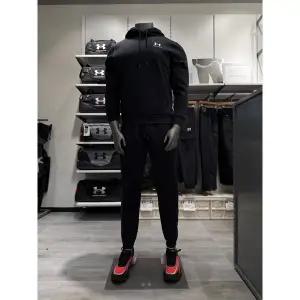 [언더아머](대전신세계)1373880-001 1373882-001 남성 UA 아이콘 플리스 기모 트레이닝복 셋업