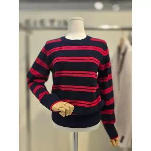 갤러리아 스트라이프 라운드 니트 SKPO 4120O