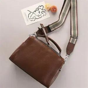 중년가방 보부상가방 데일리 크로스백