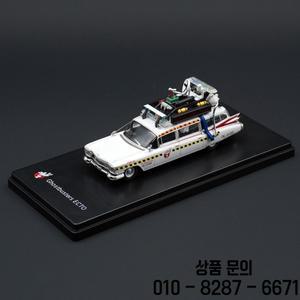 YS 재고 있음 1:64 고스트버스터즈 밀러 유성 1959 Ecto 1 다이캐스트 자동차 모델 컬렉션 장난감