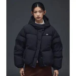 매장정품 리 LEE 우먼 후드 숏 다운 블랙 LE2404DP62BK 126492