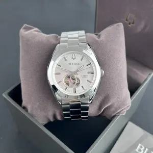 Bulova Surveyor 96A274 실버 Tone 다이얼 Men 클래식 자동 크로노그랩 42mm 시계 손목시계 명품시계 패션