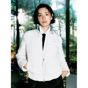 내셔널지오그래픽 NATIONALGEOGRAPHIC N254WDW920 여성 헤론 U넥 경량 구스다운 점퍼 CRYSTAL BEIGE N254WD