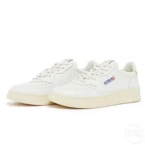 오트리 메달리스트 로우 남성 스니커즈 화이트 AULM LL58