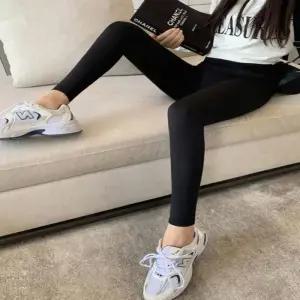 [아우트]신축성 블랙 검정 트레이닝 편한레깅스