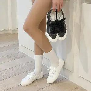 엔타 국산 심플 스티치 단화 화이트 블랙 스니커즈 2cm