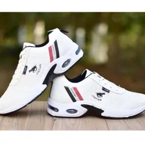 남성 화이트 캐주얼 러닝화 워킹화 달리기 운동화 미끄럼방지