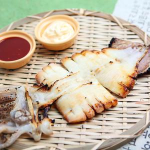 반건조 오징어/햇오징어/국내산/경북영덕/피데기 10마리