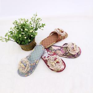 [쓰리몰] 플라워 이중쿠션 면 실내화 층간소음방지 거실화 학원 유치원 어린이집 사무실 실내슬리퍼