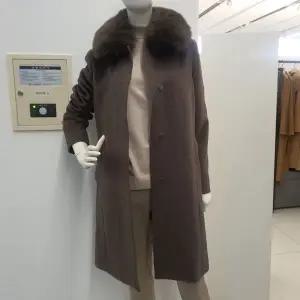 갤러리아 안지크(22F/W 90%마감한정수량)하프코트 부드러운촉감 폭스카라코