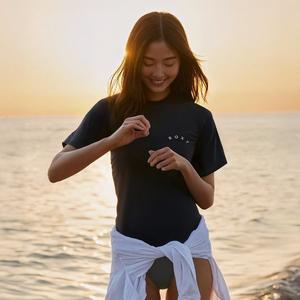 [록시][빅세일 ] [공식] 록시 여성 루즈핏 래쉬가드 상의 반팔 수영복 KVJ0