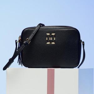 [닥스](강남점)DCWA3F069BK [MELLOW] 블랙 골드로고 미니크로스백