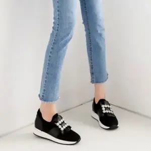 [제이시]제이시 끈없는운동화 3cm 여성 가죽 큐빅운동화 K132